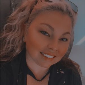Meet your Posher, Savanna